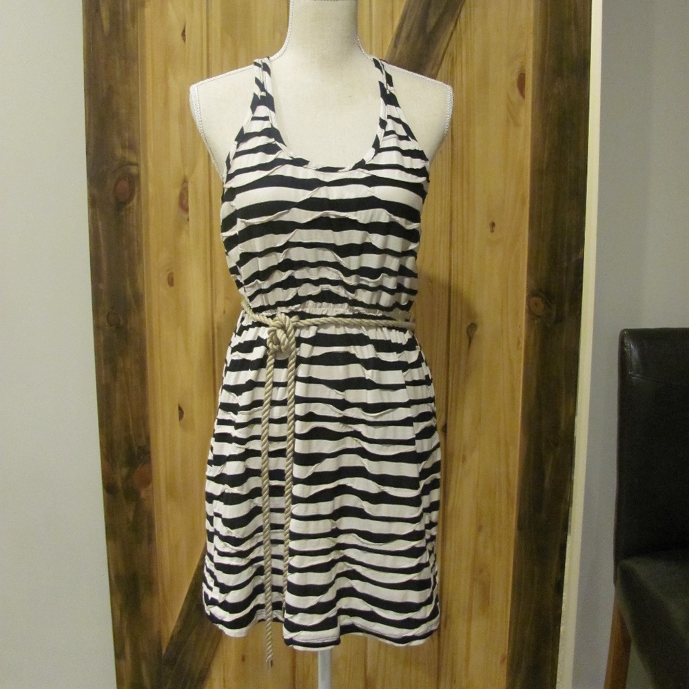 d'closet Dress with Rope Belt